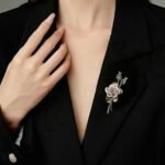 Luxury  Gold Camellia Rose Brooch with Moissanite - Vintage Elegance, Perfect Accessory for Coats & Evening Wear, Ideal for Weddings & Formal Events, Women's Sophisticated Jewelry - Image 2